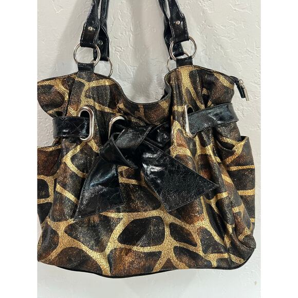 Giraffe Print Tote Bag with Black Trim Large Purse Satchel - Picture 9 of 15